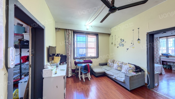 蔚斗一区二手房实景图