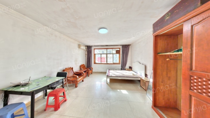 三和家园二手房实景图