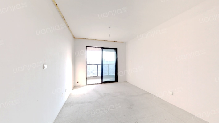 滨沁华庭二手房实景图