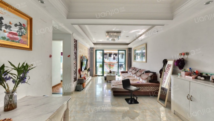 恒大城东区二手房实景图