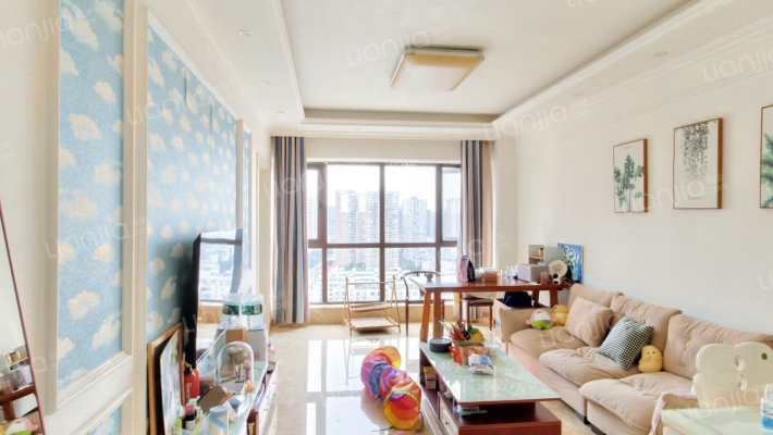 锦橙二手房实景图