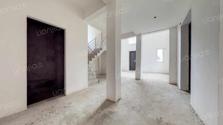 绿地城北岛红郡二手房实景图