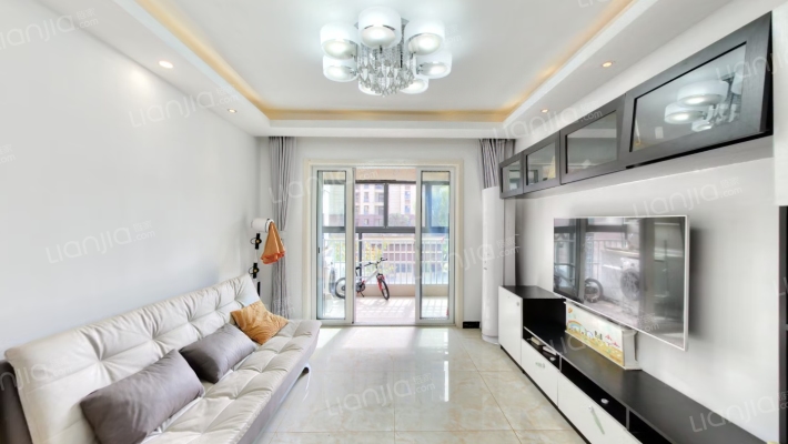 招商依山郡二手房实景图