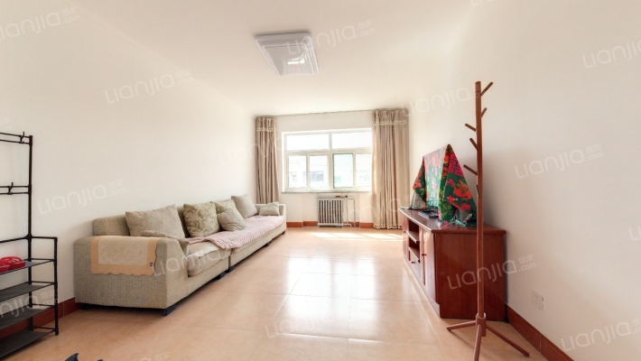 卓达卓东小区二手房实景图