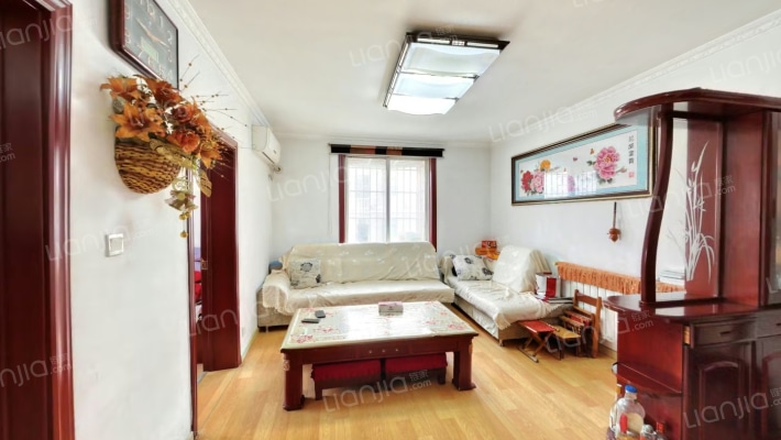 康馨园C区二手房实景图