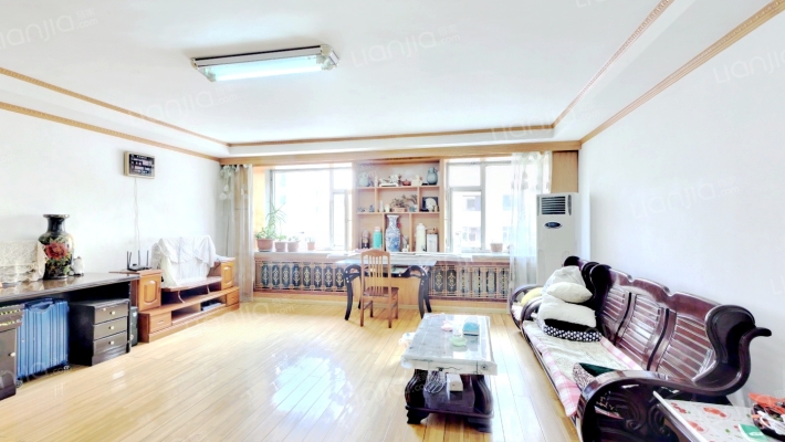 新宝山路小区二手房实景图