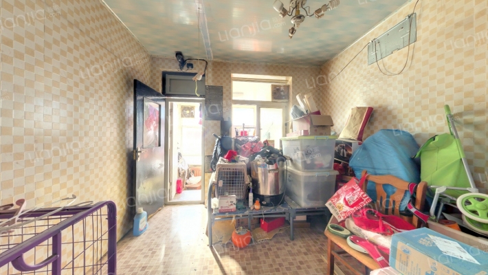 预备仓小区二手房实景图