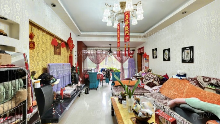 龙德景苑二手房实景图