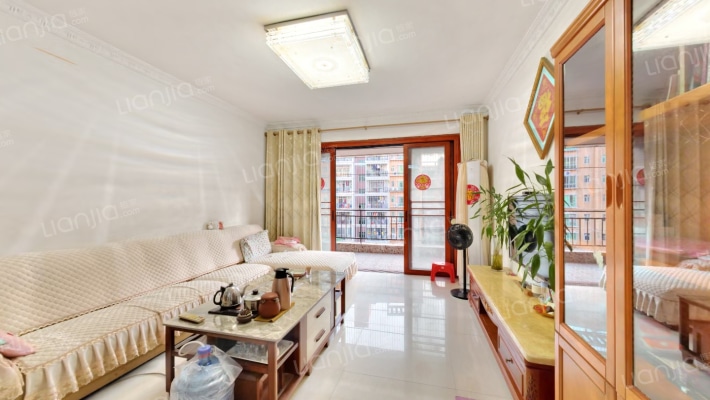 泰富花苑二手房实景图