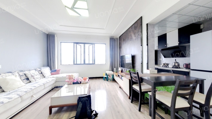 东安新苑二手房实景图