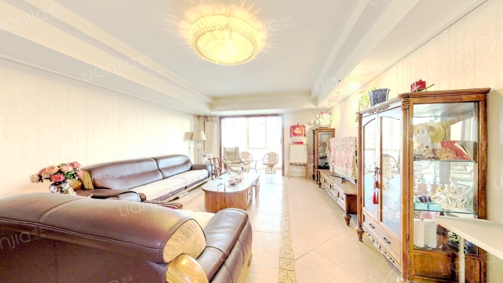 峰汇国际公寓二手房实景图