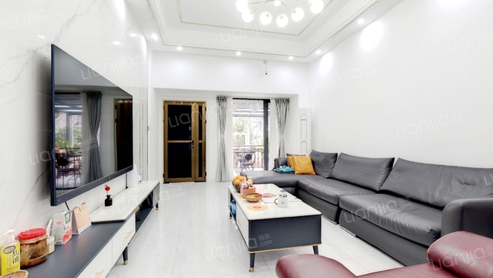 彩叠园1B期二手房实景图