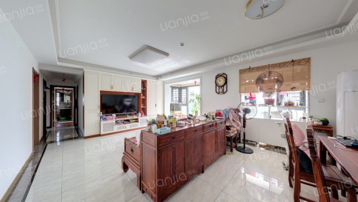 中海九玺二手房实景图