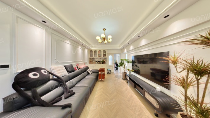 体育教育公寓二手房实景图