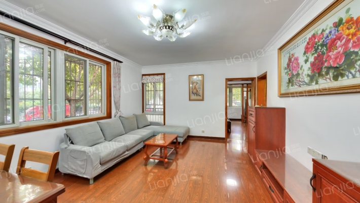 清江公寓二手房实景图