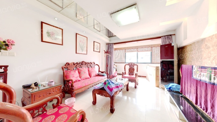 龙西新村莲花苑二手房实景图