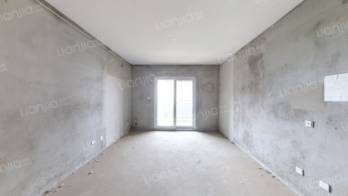 爱家皇家花园二手房实景图