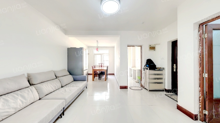 蕾蕾硕苑二手房实景图