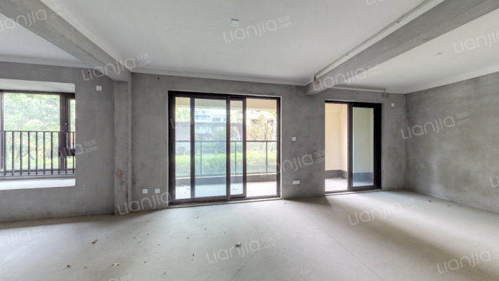 宁波·湖光天樾二手房实景图