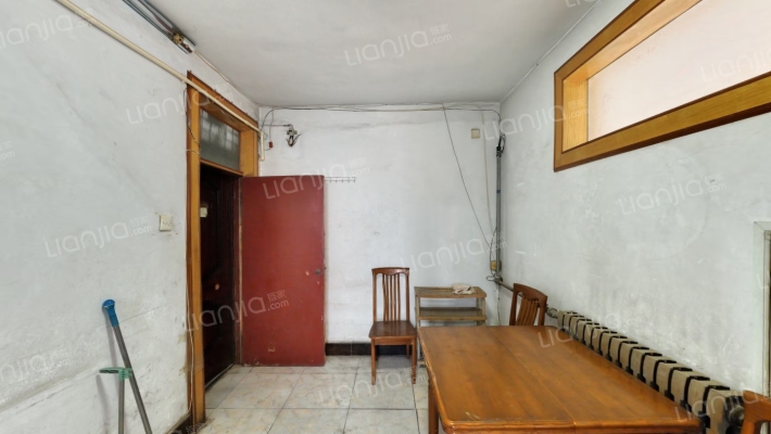 苹果园南区二手房实景图