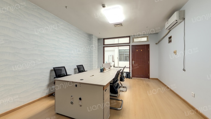 天成国贸中心二手房实景图