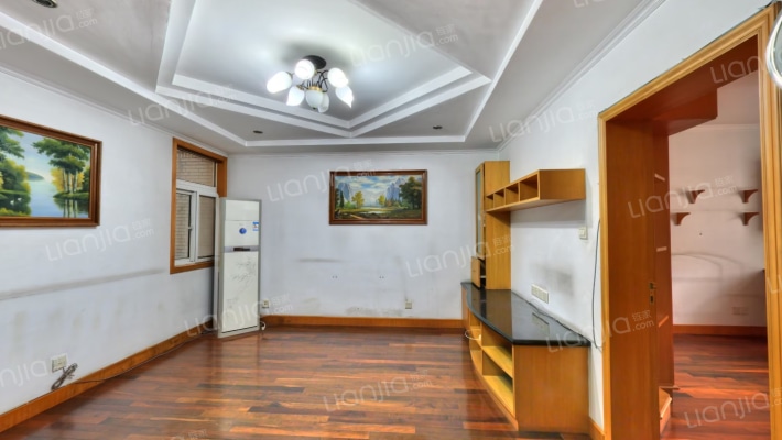 兴江公寓二手房实景图