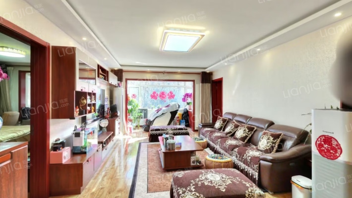 金隅花石匠二期东区二手房实景图