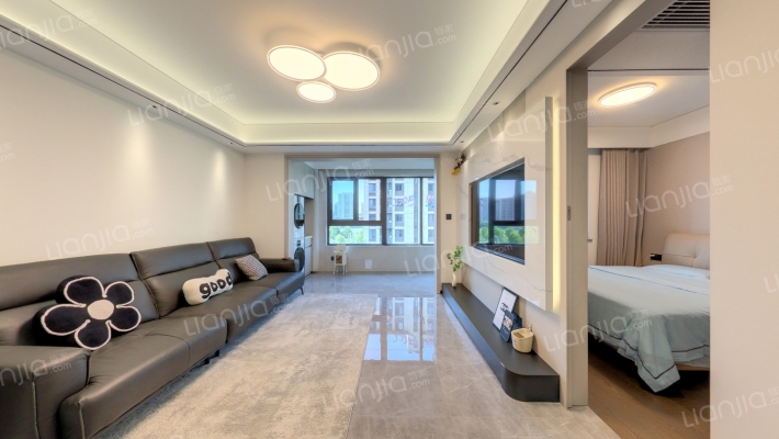 中海九樾二手房实景图