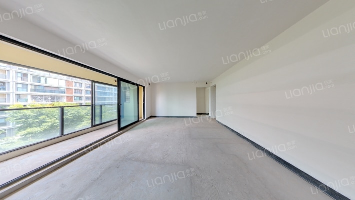 香港置地云山岳南区二手房实景图