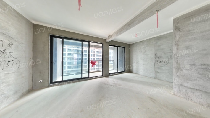 汇佳春丰滨江悦二手房实景图