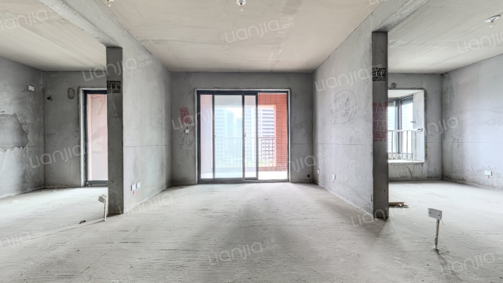 森林红郡二手房实景图