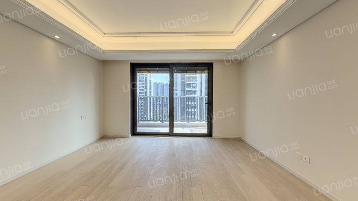 曼悦裕沁轩二手房实景图