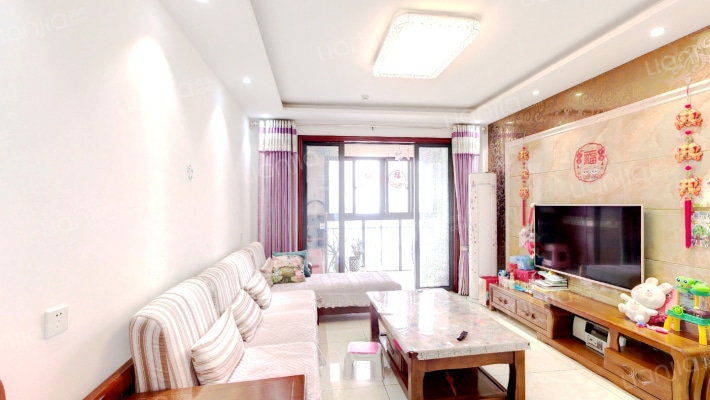 保利东郡律园二手房实景图