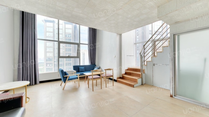 艾溪湖一号二手房实景图