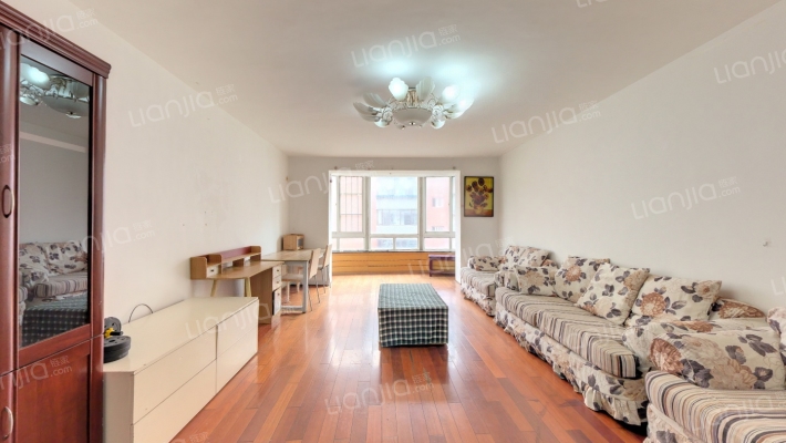 丽馨园二手房实景图