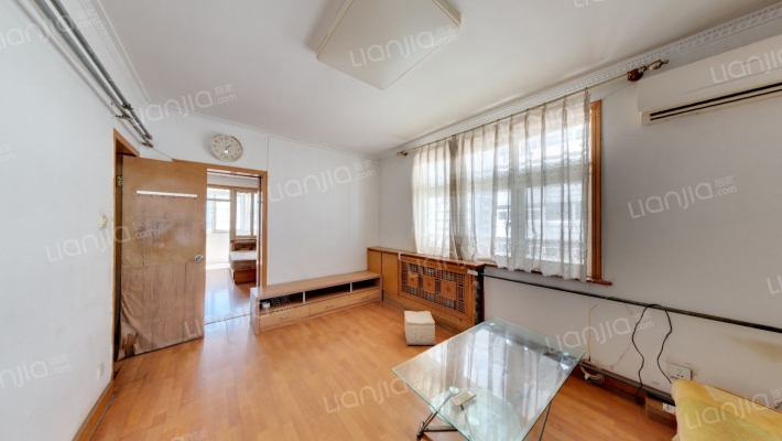 海尔小区二手房实景图