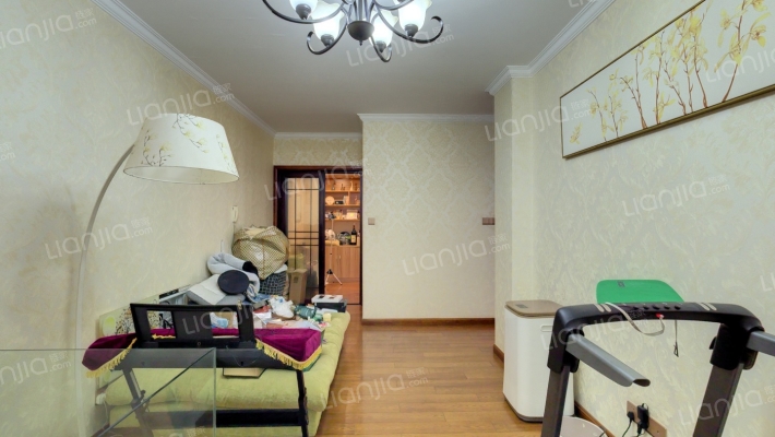 新安花苑西五区二手房实景图