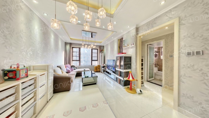 中铁骑士公馆二手房实景图