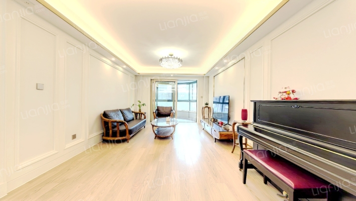 外滩·豪景苑二手房实景图