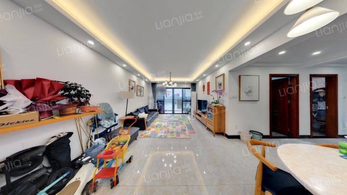 凯蓝滨江华府二手房实景图