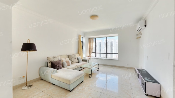 兆南丽湾二手房实景图