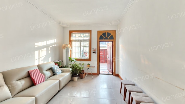 劳动大楼服务公司宿舍二手房实景图