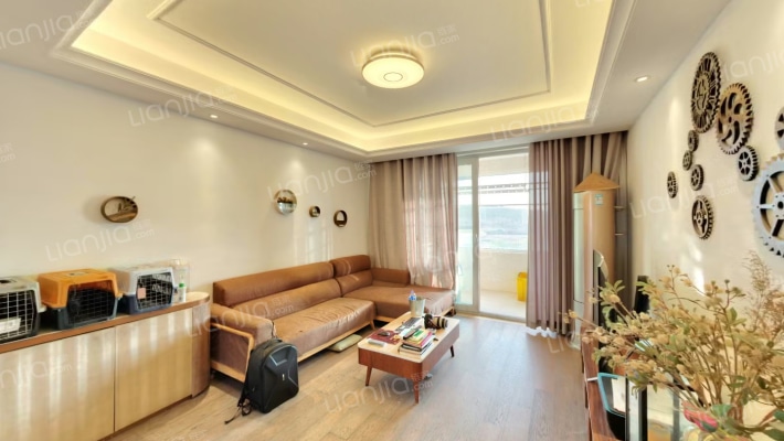 万科美的璞悦山二手房实景图