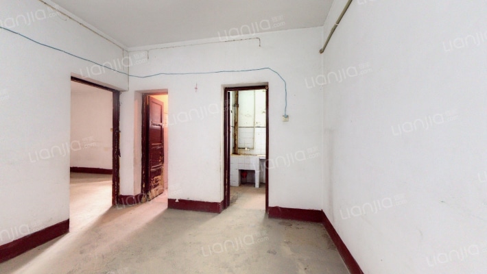 邮局宿舍二手房实景图