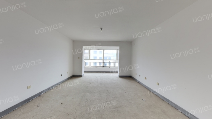 南河庭院二手房实景图