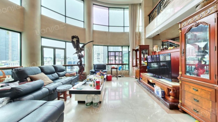 芳草地二手房实景图