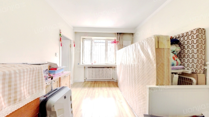 哈动头道街二手房实景图