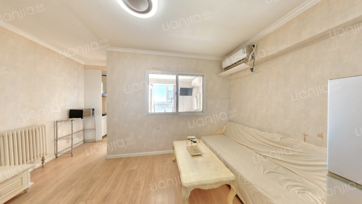 天龙华鹤二手房实景图