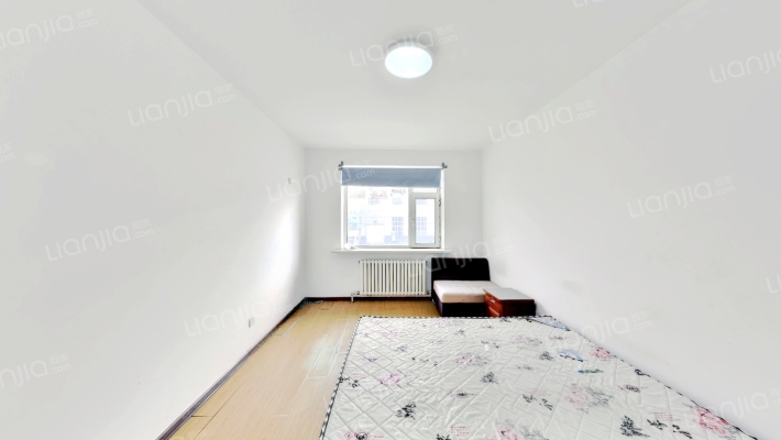 一汽家园D区二手房实景图