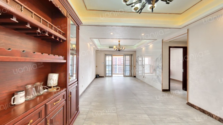 实地蔷薇国际二手房实景图